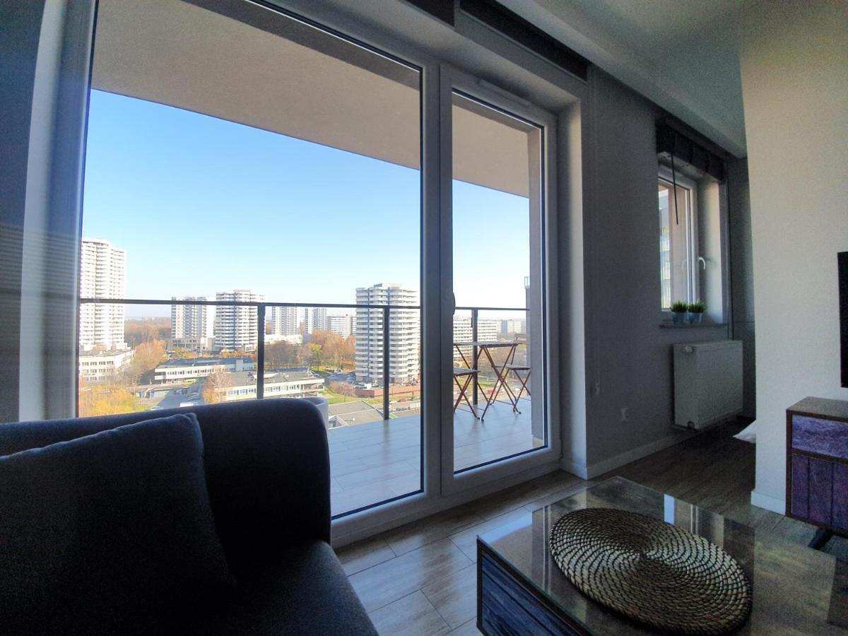 Apartament Wsrod 1000Cy Swiatel - Z Parkingiem W Hali Garazowej- Duzy Balkon Z Lezakami - Piekny Widok Noca Na Panorame Tysiaclecia Katowice Exteriör bild
